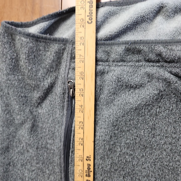 Duluth Trading Co Sweater - Picture 7 of 9